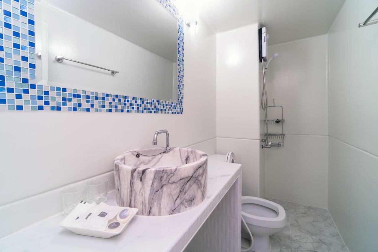 Popular Condo Muangthong By Khun Eve Nonthaburi Exteriör bild