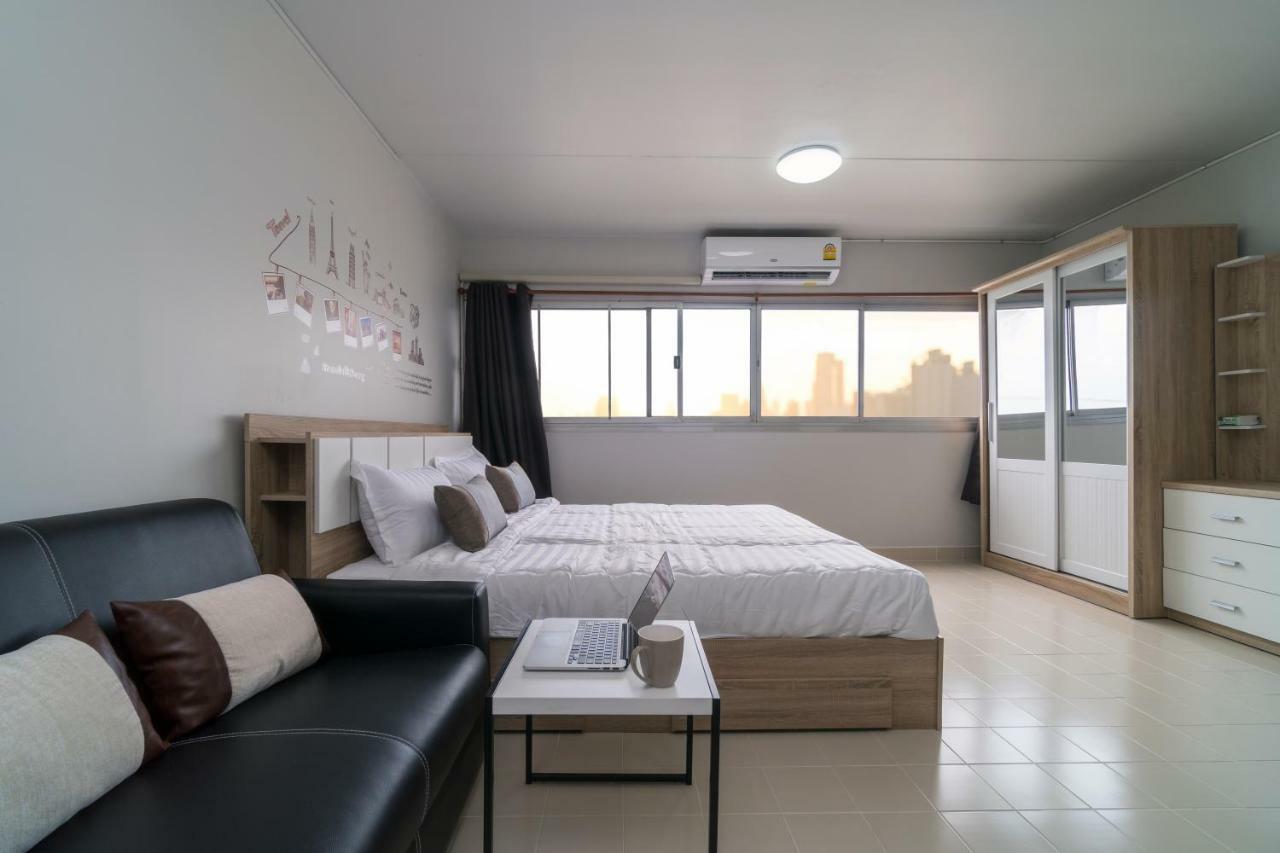 Popular Condo Muangthong By Khun Eve Nonthaburi Exteriör bild