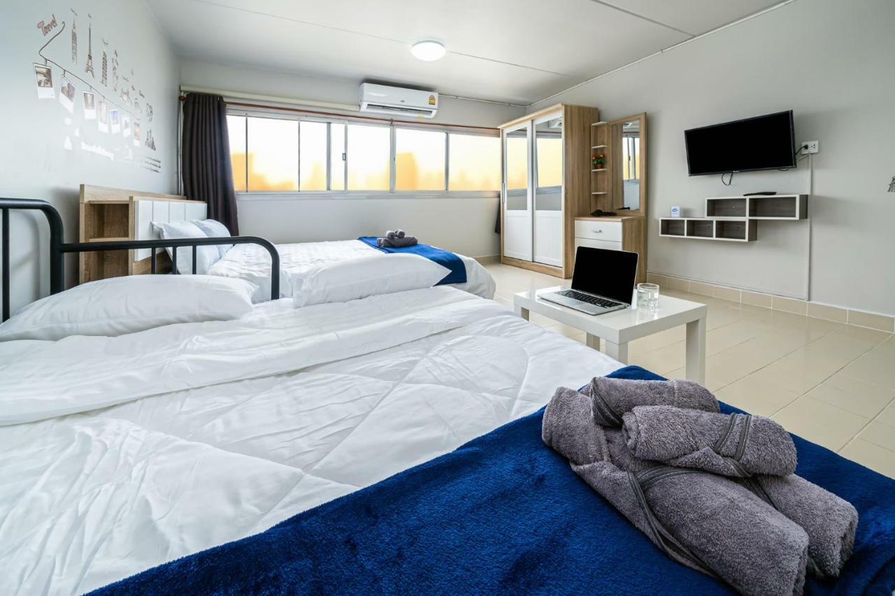 Popular Condo Muangthong By Khun Eve Nonthaburi Exteriör bild